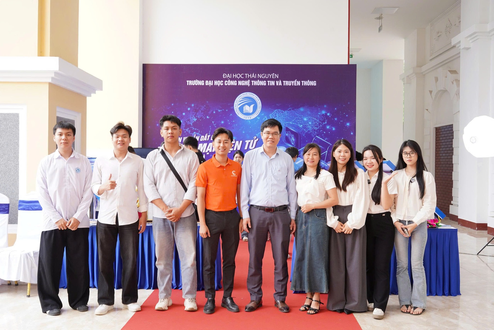 Mô hình ICTU E-Partner kết nối doanh nghiệp và sinh viên thương mại điện tử.